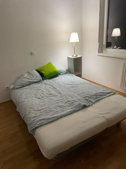 Modern And Comfortable Apartment Next To Vienna Mainstation Austria